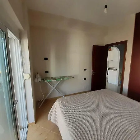 Sea View Apartment *